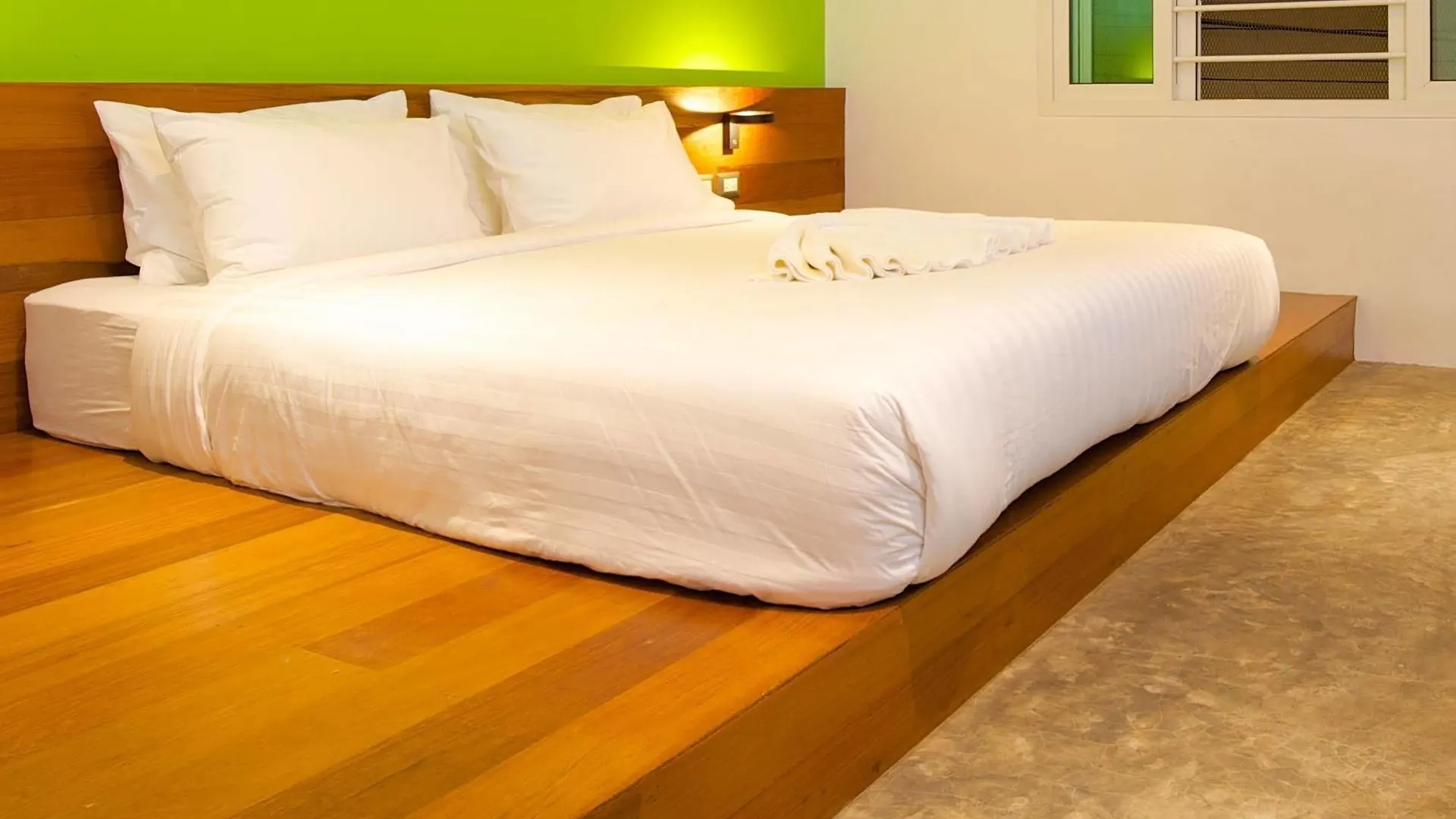 ***  Mint Hotel Koh Tao Thailand